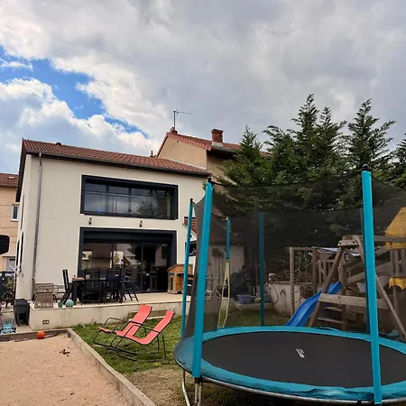 Maison Rénovée, En Et Au Calme ! * Lyon