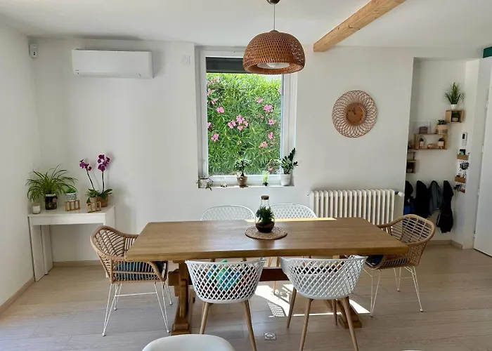 Agreable Maison Renovee, En Et Au Calme ! Villa *