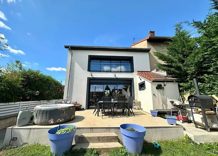 Agreable Maison Renovee, En Et Au Calme ! *